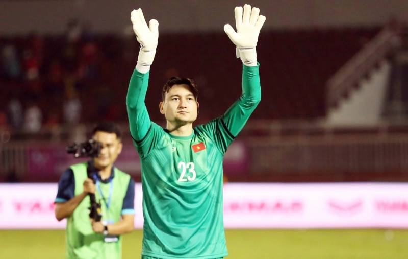 Top 10 Cầu Thủ Nổi Tiếng Tại Việt Nam Hiện Nay 4 Đặng Văn Lâm